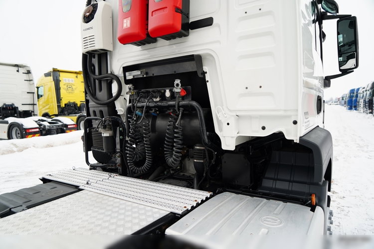 MAN TGS 18.470 / RETARDER / PEŁNY ADR / KLIMA POSTOJOWA / NAVI / ALUFELGI  zdjęcie 16