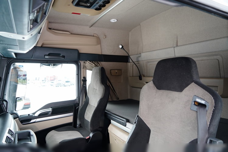 MAN TGS 18.470 / RETARDER / PEŁNY ADR / KLIMA POSTOJOWA / NAVI / ALUFELGI  zdjęcie 26