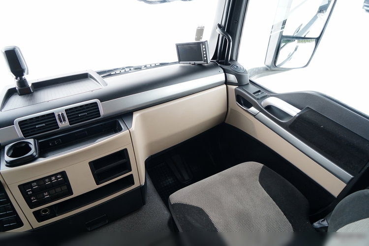 MAN TGS 18.470 / RETARDER / PEŁNY ADR / KLIMA POSTOJOWA / NAVI / ALUFELGI  zdjęcie 34