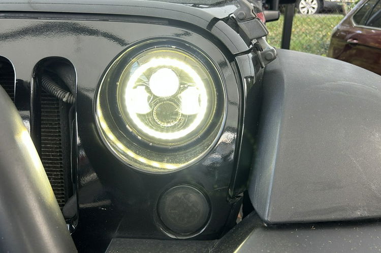 Jeep Wrangler Rubicon 3.8 208KM 4x4 Automat GAZ zdjęcie 10