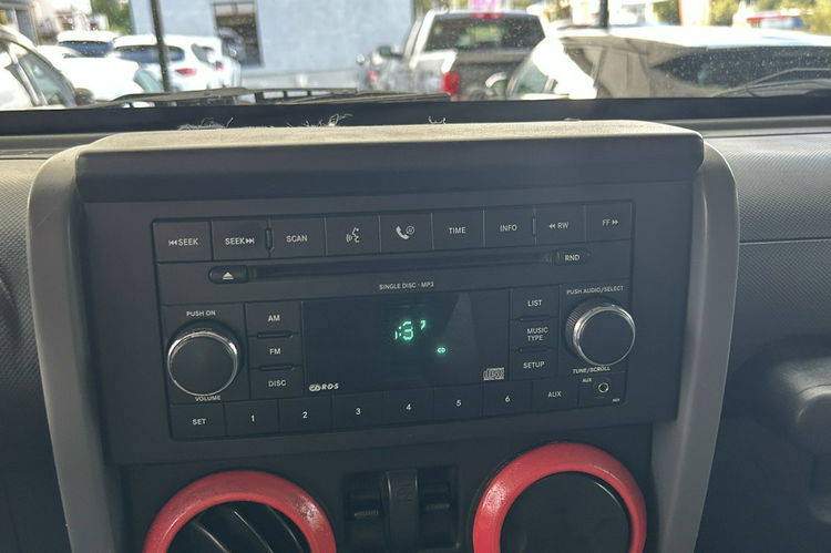 Jeep Wrangler Rubicon 3.8 208KM 4x4 Automat GAZ zdjęcie 15