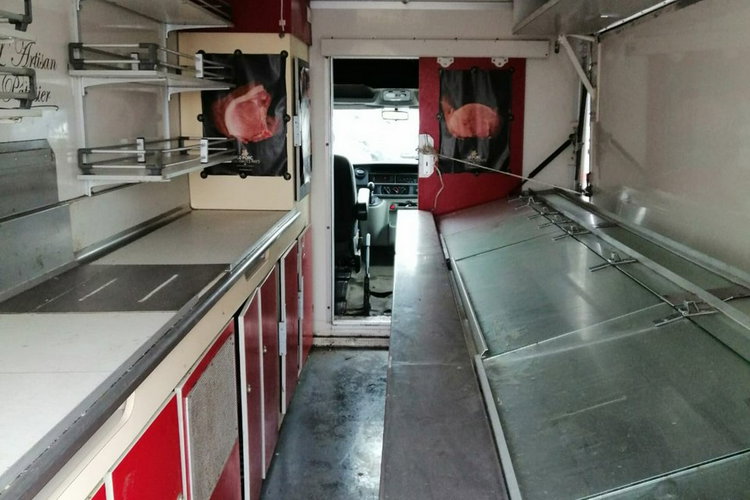 Renault Master Inny Autosklep wędlin Gastronomiczna food truck foodtruck sklep zdjęcie 12