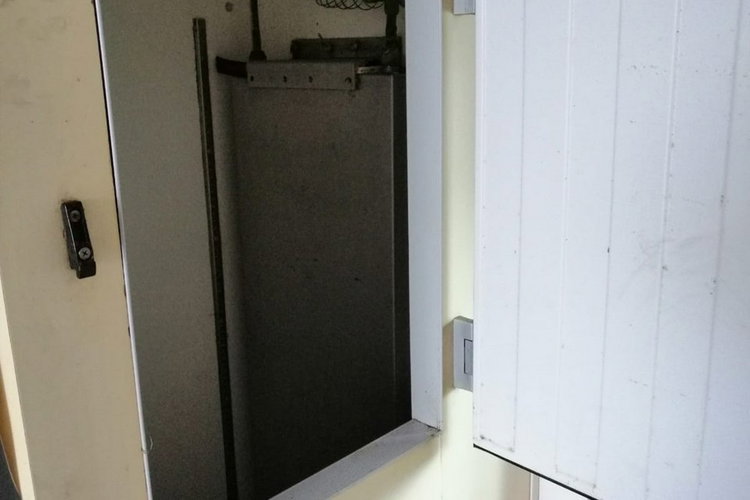 Renault Master Inny Autosklep wędlin Gastronomiczna food truck foodtruck sklep zdjęcie 16