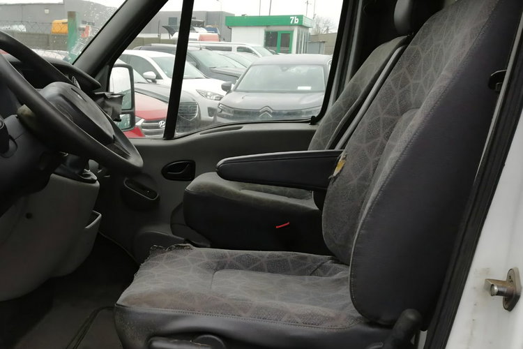 Renault Master Inny Autosklep wędlin Gastronomiczna food truck foodtruck sklep zdjęcie 19