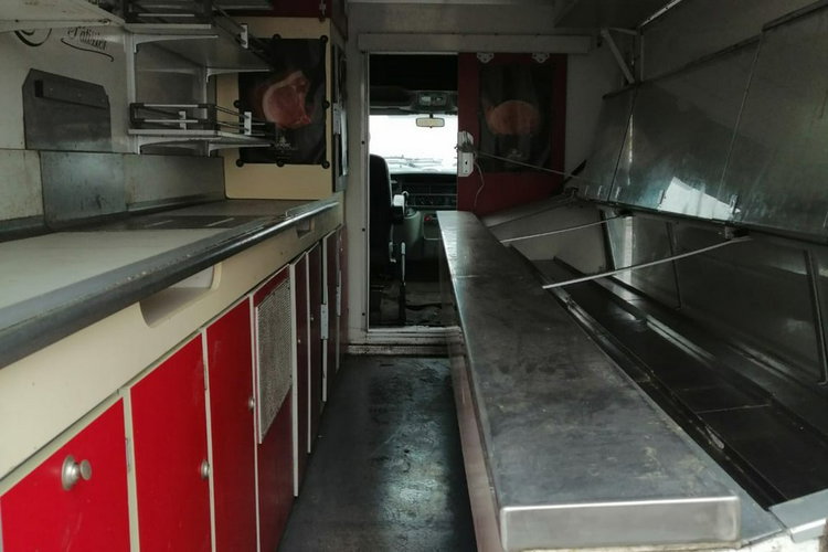 Renault Master Inny Autosklep wędlin Gastronomiczna food truck foodtruck sklep zdjęcie 29