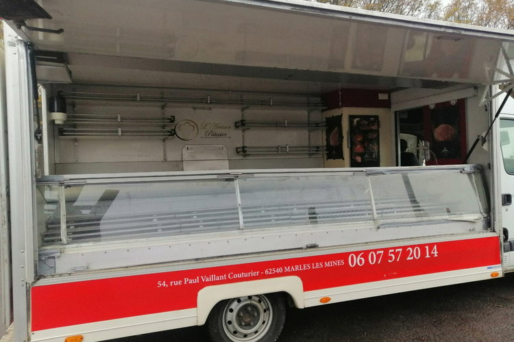 Renault Master Inny Autosklep wędlin Gastronomiczna food truck foodtruck sklep zdjęcie 5