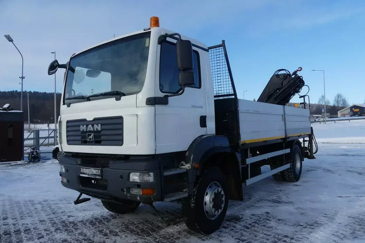 TGM 18.330 / 4x4 / MANUAL / HDS HIAB 122-2 DUO / zdjęcie 9