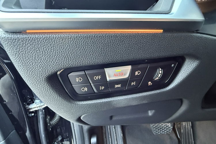 BMW 320 Bardzo zadbana zdjęcie 18