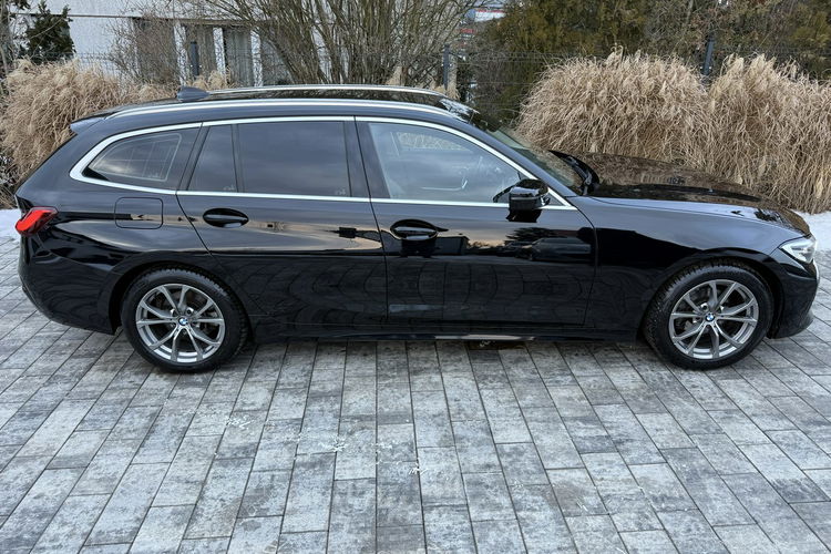 BMW 320 Bardzo zadbana zdjęcie 26