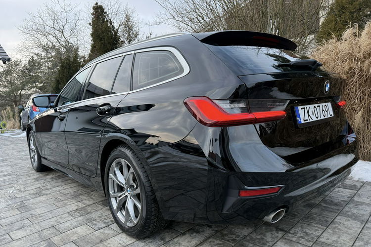 BMW 320 Bardzo zadbana zdjęcie 39