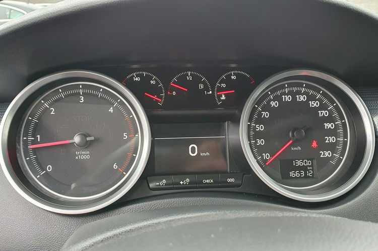 Peugeot 508 1.6 HDI 120KM # NAVI # Parktronic # Kamera # LED # Serwis do Końca zdjęcie 17