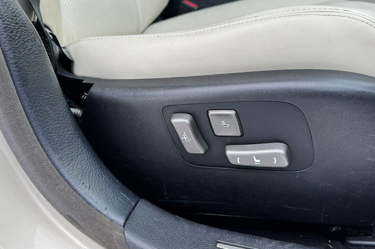 Lexus LS 4.6 benz. 381KM Kamera /Mark Levinson/Wentyle Szyber Dociągi Bi xenon zdjęcie 13