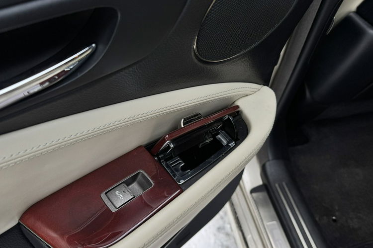 Lexus LS 4.6 benz. 381KM Kamera /Mark Levinson/Wentyle Szyber Dociągi Bi xenon zdjęcie 18