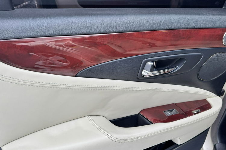Lexus LS 4.6 benz. 381KM Kamera /Mark Levinson/Wentyle Szyber Dociągi Bi xenon zdjęcie 30