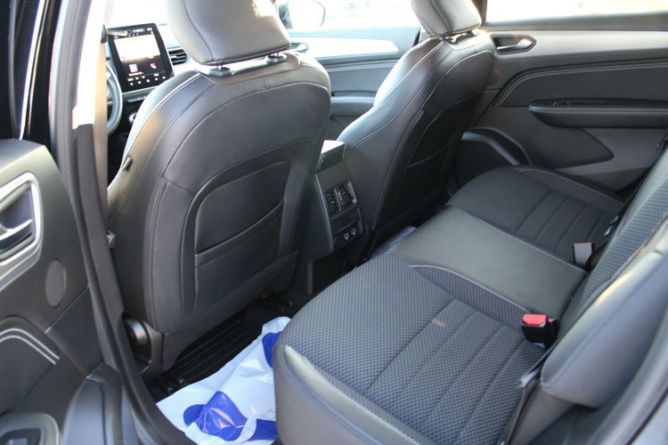 Renault Arkana 1.6 E-tec TECHNO Automat Nawigacja zdjęcie 13