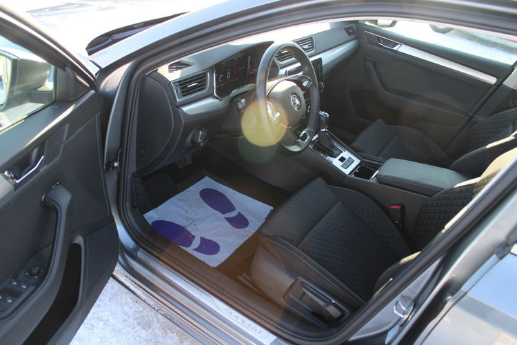 Skoda Superb Ambition DSG Nawigacja Gwarancja Virtual zdjęcie 15