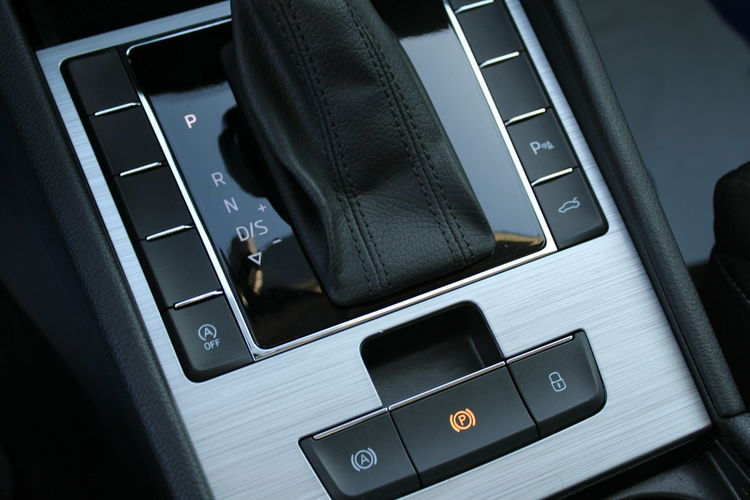 Skoda Superb Ambition DSG Nawigacja Gwarancja Virtual zdjęcie 23