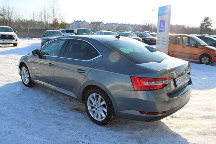 Skoda Superb Ambition DSG Nawigacja Gwarancja Virtual zdjęcie 8