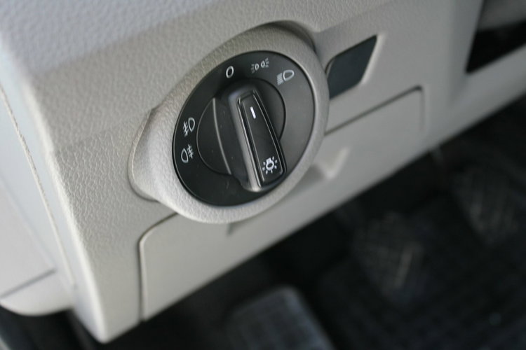 Volkswagen Transporter L2H1 Vat-1 F-vat Salon Polska Gwarancja zdjęcie 13