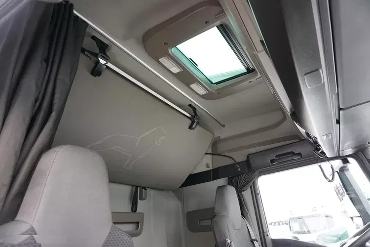 MAN TGX / 18.470 / E 6 / GM / ZESTAW PRZEJAZDOWY 120 M3 / ŁAD. 14 815 KG / RETARDER zdjęcie 16