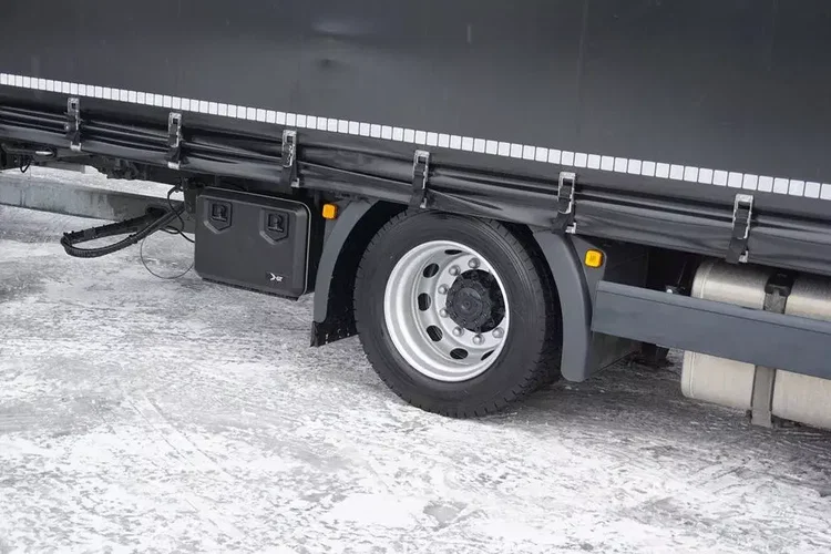 MAN TGX / 18.470 / E 6 / GM / ZESTAW PRZEJAZDOWY 120 M3 / ŁAD. 14 815 KG / RETARDER zdjęcie 40