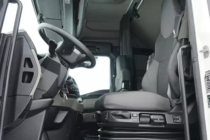 MAN TGX / 18.470 / E 6 / GM / ZESTAW PRZEJAZDOWY 120 M3 / ŁAD. 14 815 KG / RETARDER zdjęcie 7