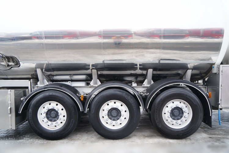 Magyar / CYSTERNA SPOŻYWCZA / 30 000 L / OŚ PODNOSZONA / OŚ SKRĘTNA /  zdjęcie 21