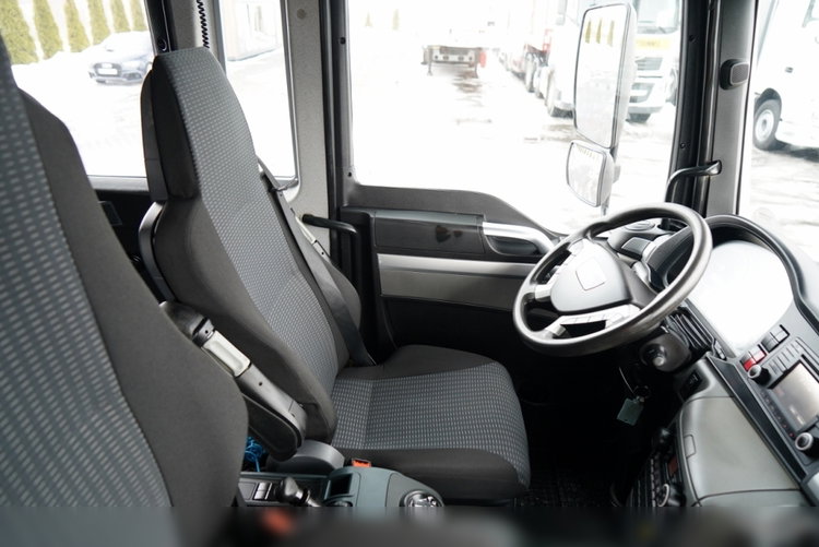 MAN TGM 18.340 / 4X2 / 3 STRONNA WYWROTKA / HYDROBURTA / BRYGADÓWKA 7 MIEJSC / BORDMATIC zdjęcie 36