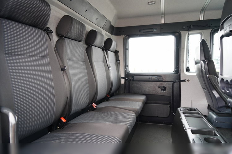 MAN TGM 18.340 / 4X2 / 3 STRONNA WYWROTKA / HYDROBURTA / BRYGADÓWKA 7 MIEJSC / BORDMATIC zdjęcie 50