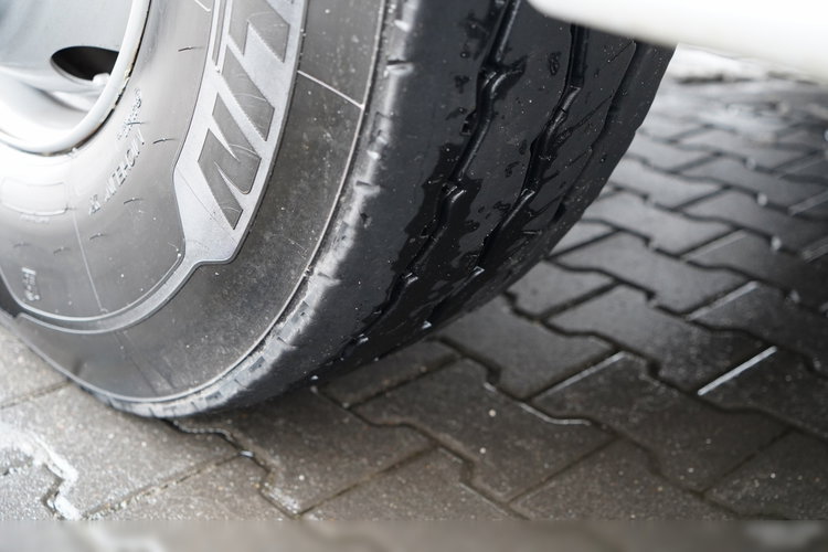 MAN TGS 35.430 / 8X4 / WYWROTKA 2 STR. / HYDROBURTA / HYDROKLAPA / BORDMATIC / PLANDEKA AUTOMATYCZNA zdjęcie 31