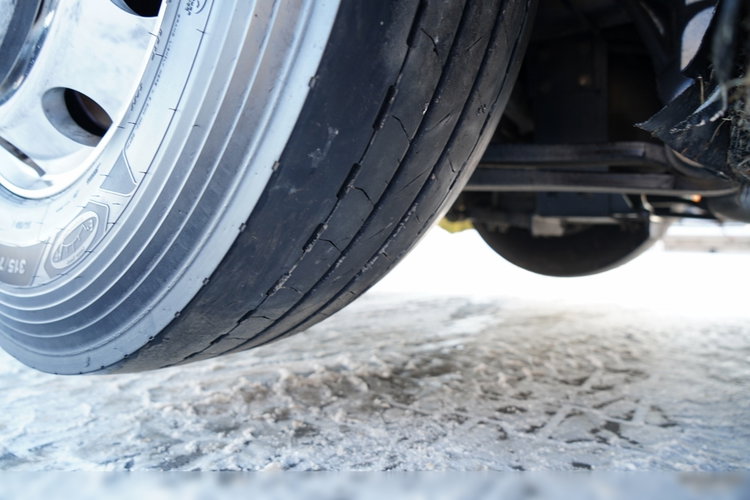 Renault T 430 / 6x2 / CHŁODNIA -9 M / AGREGAT CARRIER SUPRA 1250 / WINDA ZAŁADOWCZA  / ROLETA / OŚ PODNOSZONA / SKRĘTNA zdjęcie 22