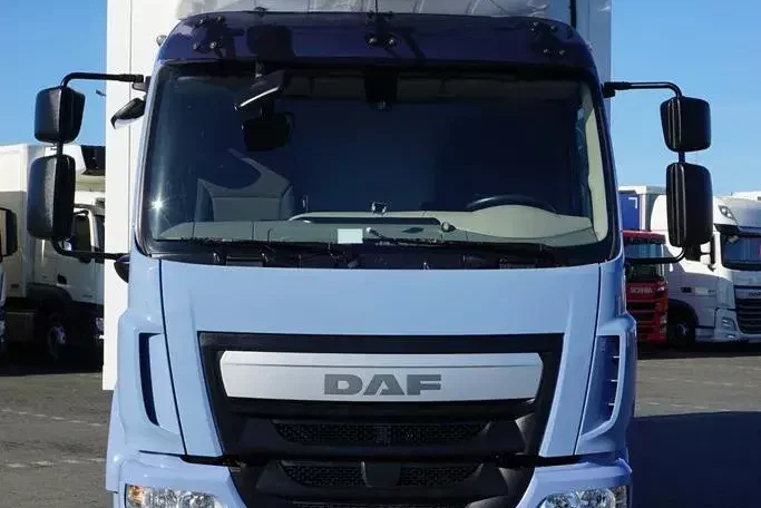 DAF LF / 260 / ACC / EURO 6 / CHŁODNIA + WINDA / MULTITEMPERATURA / 18 PALET zdjęcie 14