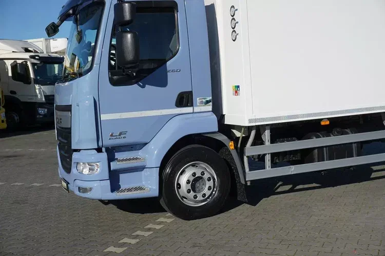 DAF LF / 260 / ACC / EURO 6 / CHŁODNIA + WINDA / MULTITEMPERATURA / 18 PALET zdjęcie 18