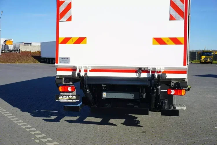 DAF LF / 260 / ACC / EURO 6 / CHŁODNIA + WINDA / MULTITEMPERATURA / 18 PALET zdjęcie 32