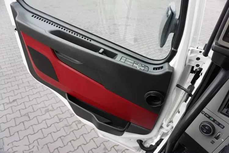 Volvo FM / 460 / E 6 / IZOTERMA + WINDA / 22 PALETY / DŁ 9.1 M / ŁAD. 14 345 KG zdjęcie 37