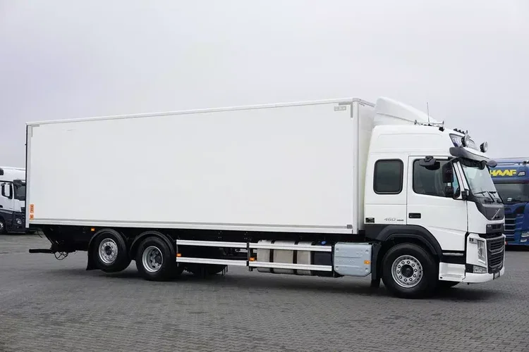 Volvo FM / 460 / E 6 / IZOTERMA + WINDA / 22 PALETY / DŁ 9.1 M / ŁAD. 14 345 KG zdjęcie 4