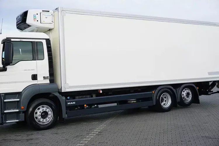 MAN TGS / 26.360 / EURO 6 / CHŁODNIA + WINDA / 20 PALET zdjęcie 15