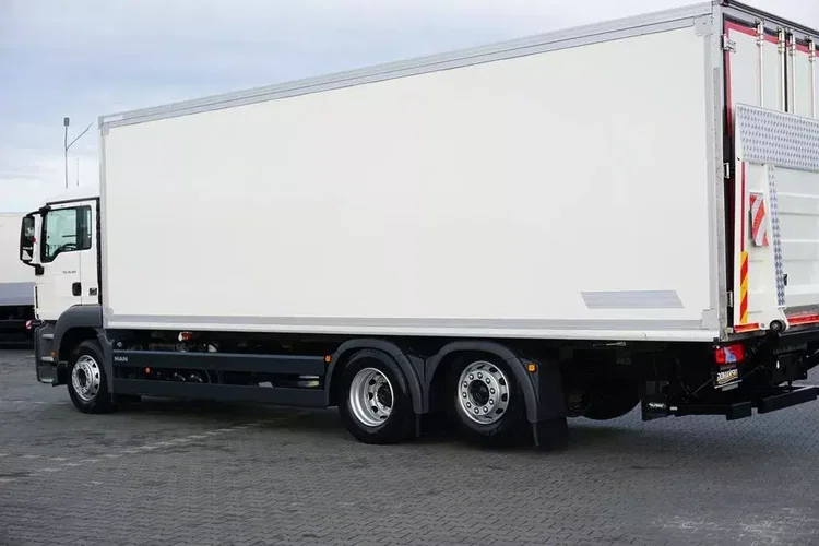 MAN TGS / 26.360 / EURO 6 / CHŁODNIA + WINDA / 20 PALET zdjęcie 35