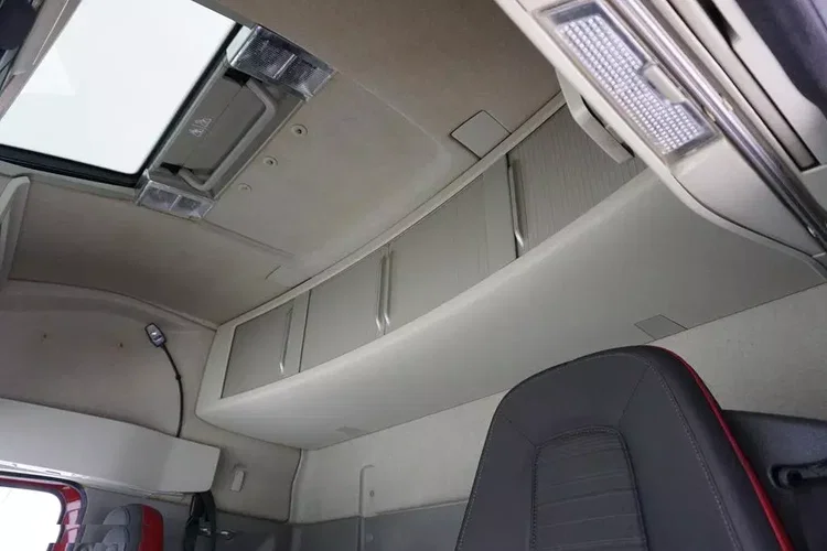 Volvo FH / 460 / EURO 6 / ZESTAW PRZESTRZENNY + WINDA / OŚ SKRĘTNA zdjęcie 16