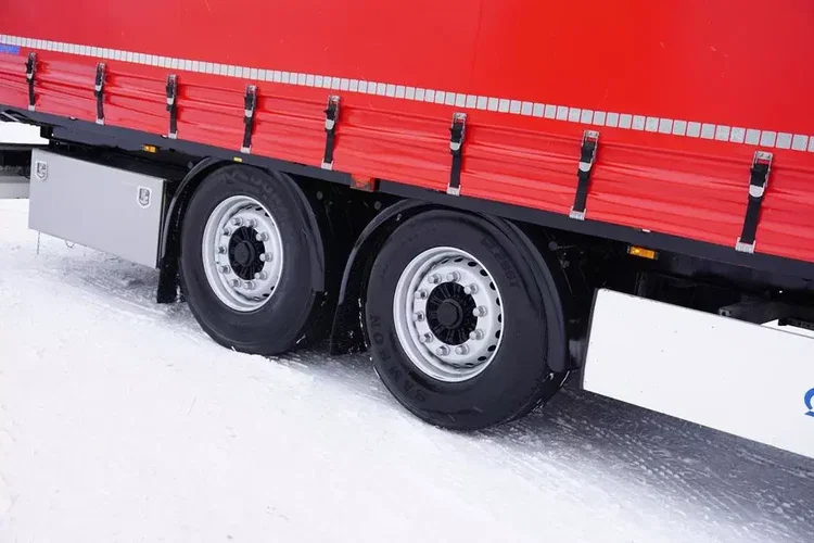 Volvo FH / 460 / EURO 6 / ZESTAW PRZESTRZENNY + WINDA / OŚ SKRĘTNA zdjęcie 29