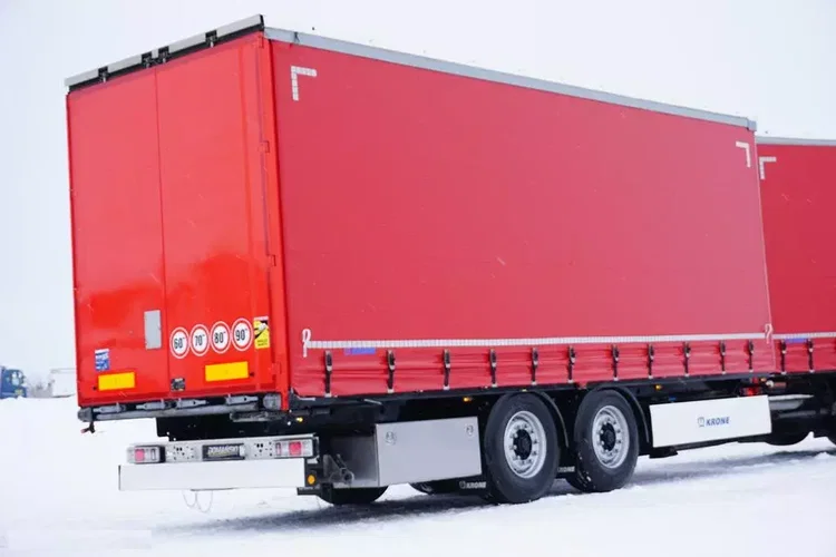 Volvo FH / 460 / EURO 6 / ZESTAW PRZESTRZENNY + WINDA / OŚ SKRĘTNA zdjęcie 31