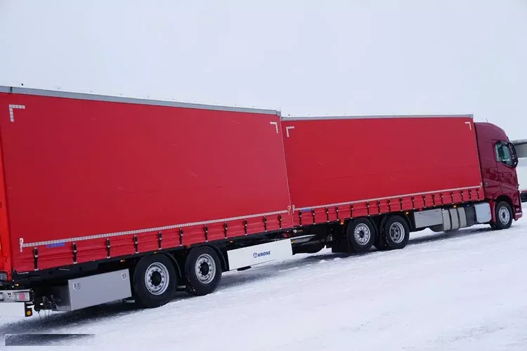 Volvo FH / 460 / EURO 6 / ZESTAW PRZESTRZENNY + WINDA / OŚ SKRĘTNA zdjęcie 32