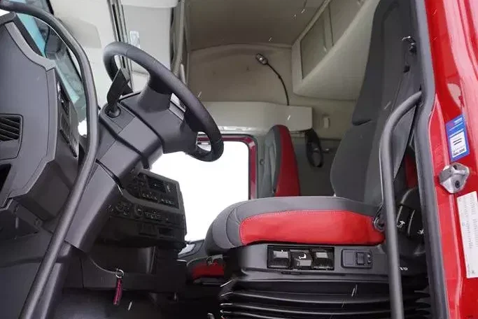 Volvo FH / 460 / EURO 6 / ZESTAW PRZESTRZENNY + WINDA / OŚ SKRĘTNA zdjęcie 7