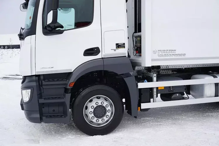 Mercedes ANTOS / 2533 / SMIECIARKA FAUN / OŚ SKRĘTNA / 90 000 KM zdjęcie 18