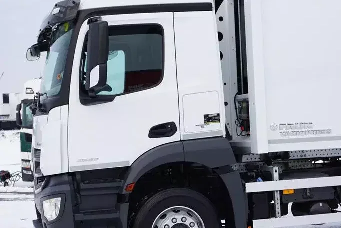 Mercedes ANTOS / 2533 / SMIECIARKA FAUN / OŚ SKRĘTNA / 90 000 KM zdjęcie 25