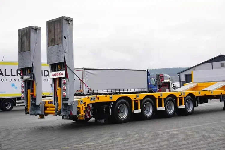 BODEX / NISKOPODWOZIOWA / 4 OSIE / NAJAZDY / 2 X OŚ SKRĘTNA / DMC 65 000 KG / JAK NOWA zdjęcie 25