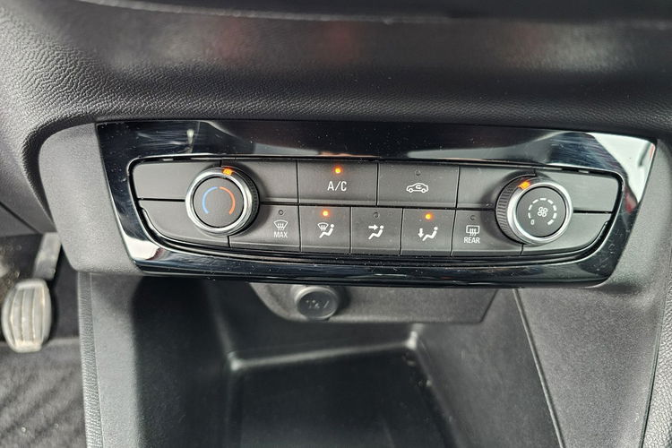 Opel Corsa Książka serwisowa, czujniki parkowania, kontrola pasa ruchu zdjęcie 26