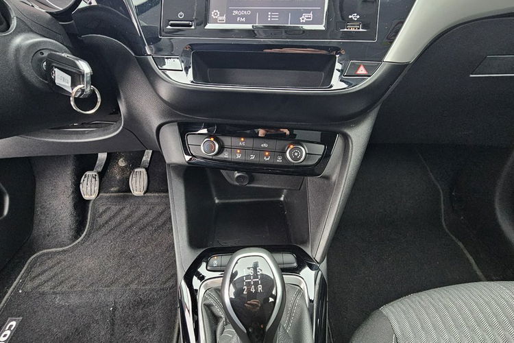 Opel Corsa Książka serwisowa, czujniki parkowania, kontrola pasa ruchu zdjęcie 28