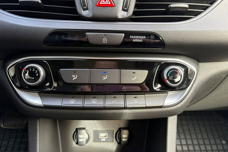 Hyundai i30 Automatyczna skrzynia,Salon Polska,Pierwszy waściciel. zdjęcie 24
