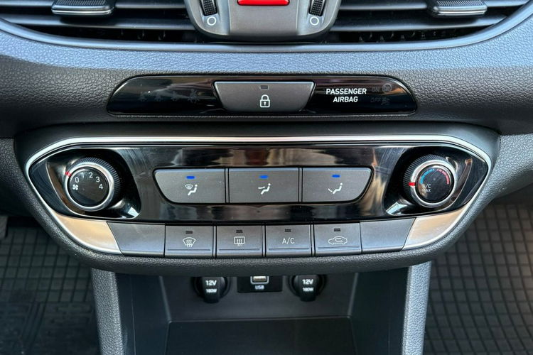 Hyundai i30 Salon Polska, Pierwszy właściciel, Bezwypadkowy,6 biegowa skrzynia. zdjęcie 15